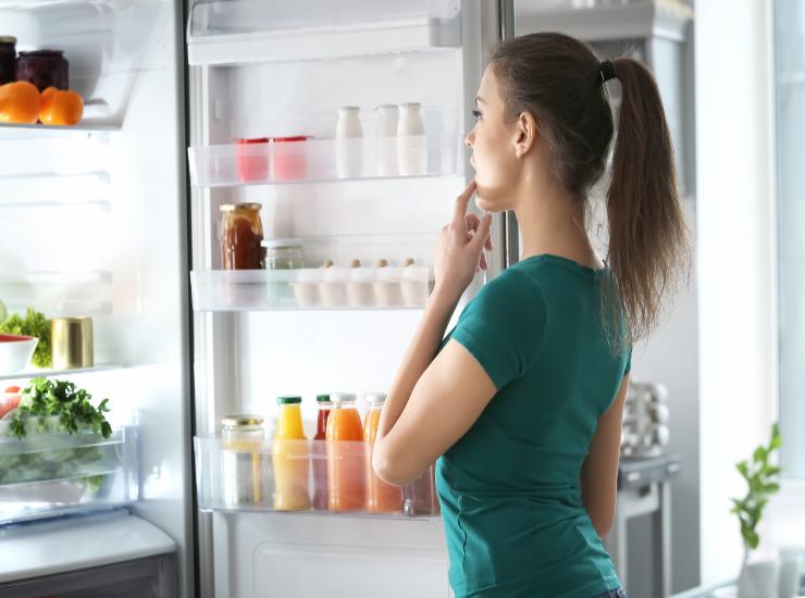 chi paga il frigo rotto in casa in affitto